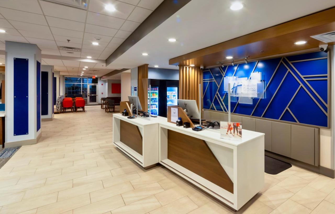 Holiday Inn Express & Suites - Harrisonburg University Area By Ihg Exteriör bild