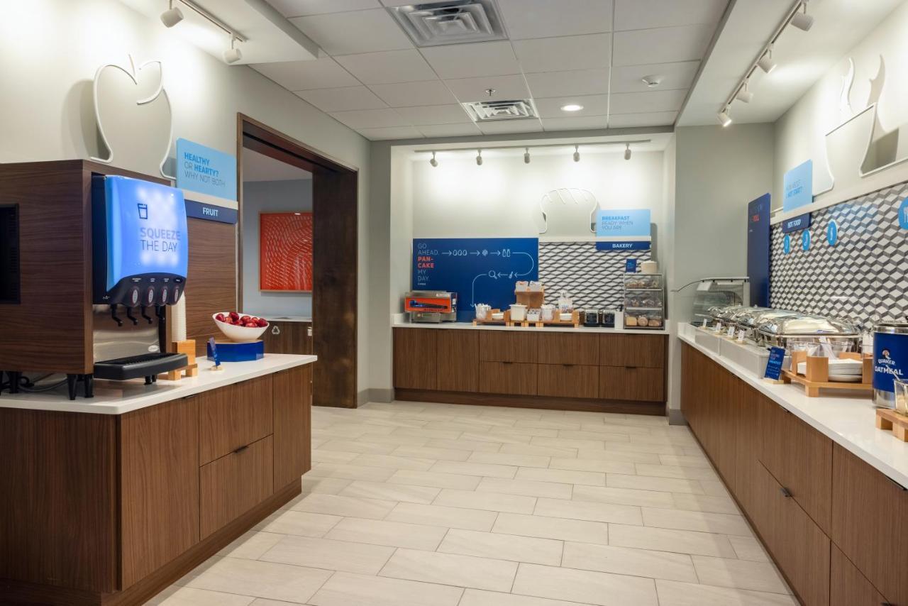 Holiday Inn Express & Suites - Harrisonburg University Area By Ihg Exteriör bild