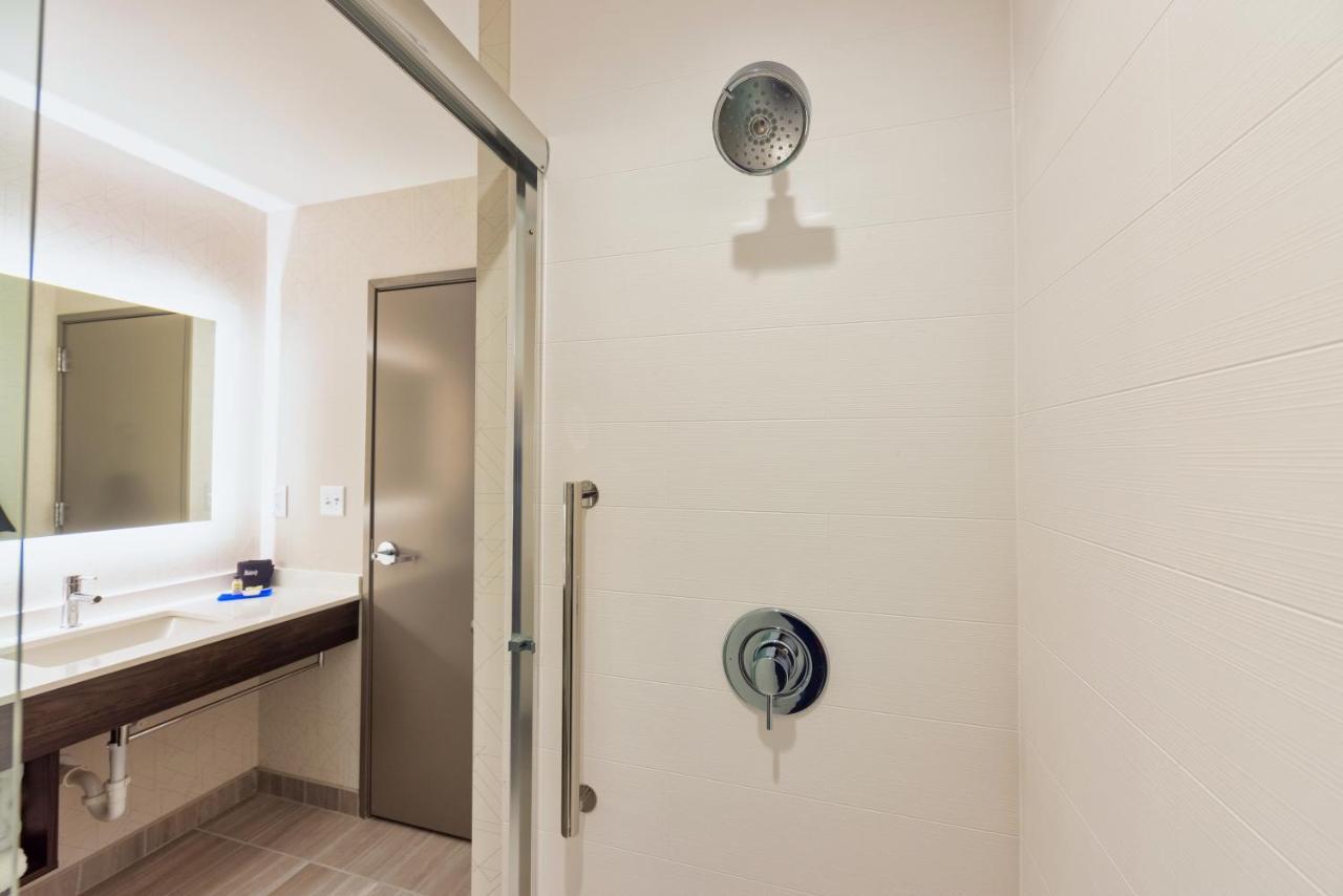 Holiday Inn Express & Suites - Harrisonburg University Area By Ihg Exteriör bild